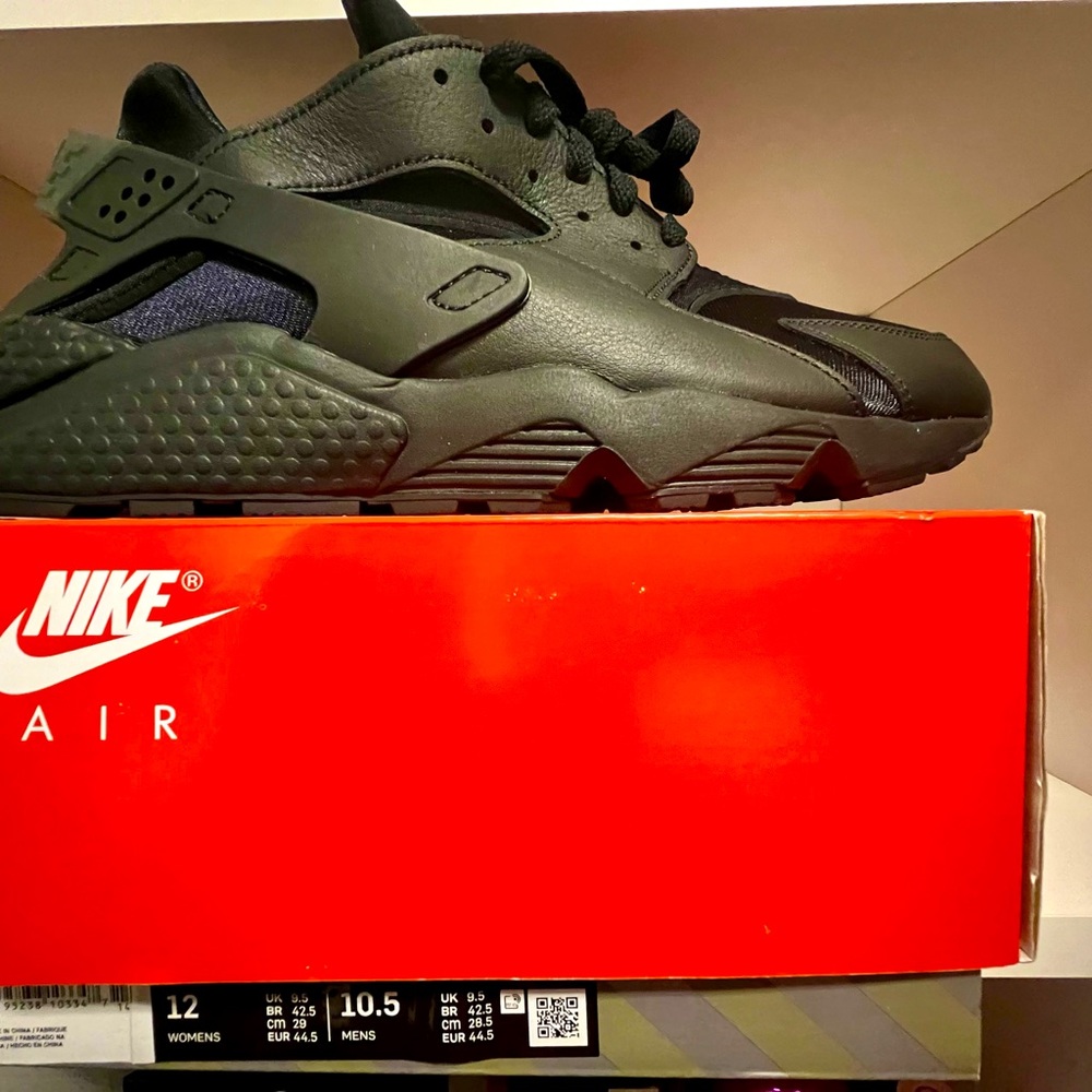 Nike Huarache - never worn